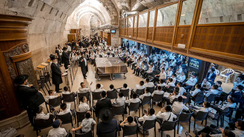 Thousands worldwide mark 80th Liberation and Rescue of European Jewry