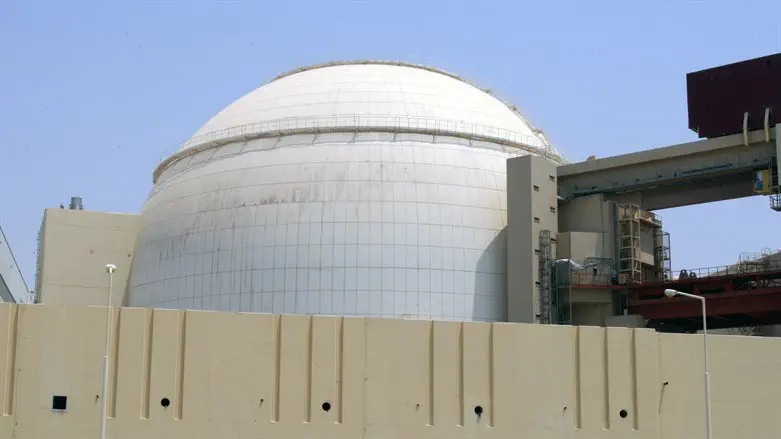 Major deal: Russia to construct eight power plants in Iran