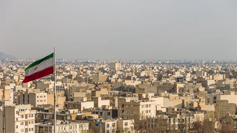 Tehran residents speak out: Happy Israel attacked, despite the chaos