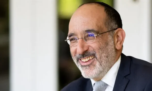 SA Chief Rabbi denounces South African government’s support for Iran
