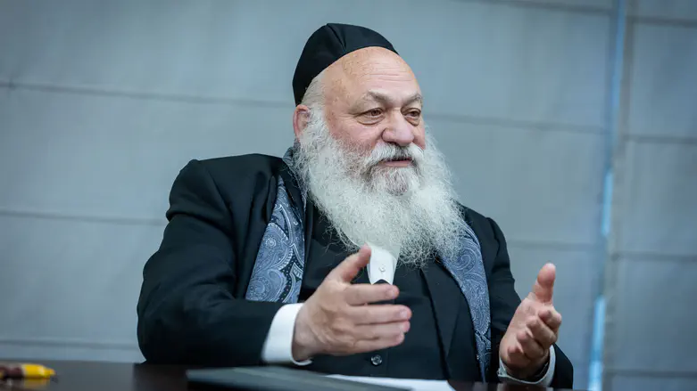 Draft crisis: Coalition strains escalate as haredi deadline expires