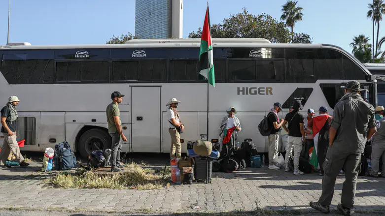 Tunisian convoy aims to ‘symbolically’ break Gaza blockade