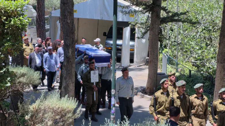Watch: Sergeant first class (res.) Noam Shemesh laid to rest