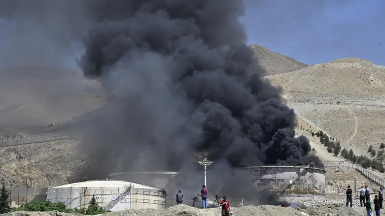 Report: Iran urgently seeks talks amid ongoing Israeli airstrikes