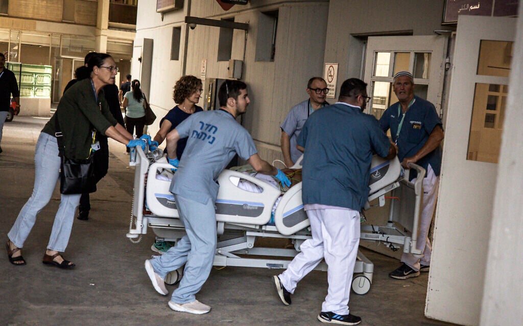 After Iran strike, Soroka hospital closes to new patients, clears out wards