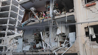 Death toll from overnight Iran missile strike on Bat Yam rises to 6 as search continues for survivors