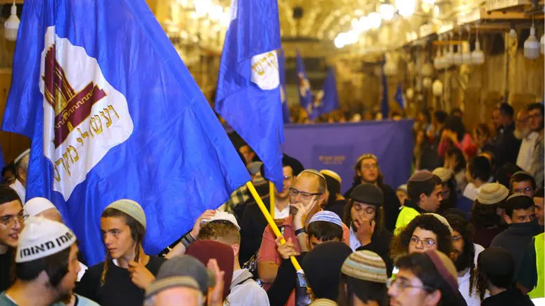 1,200 participants complete circuit of Temple Mount gates