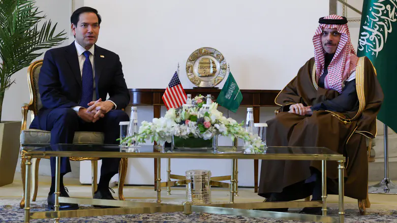 Report: Removing Hamas from power a condition for Saudi normalization