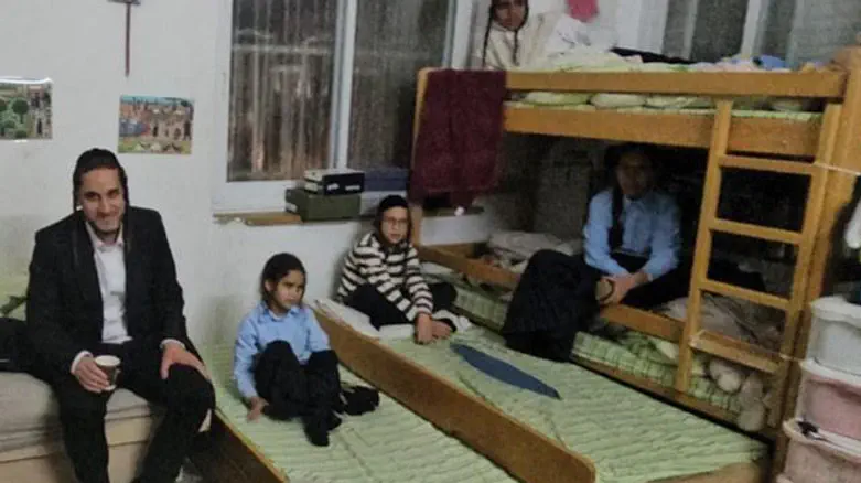 Father of 5 Faces Eviction After Wife’s Death To Cancer