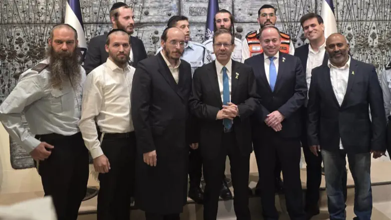 President Herzog honors outstanding haredi volunteers in security and rescue services