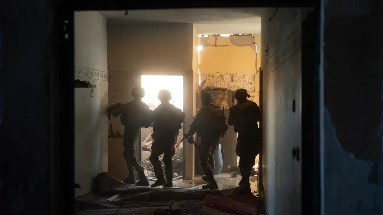 Footage from Gaza: 120 terror targets struck in a day