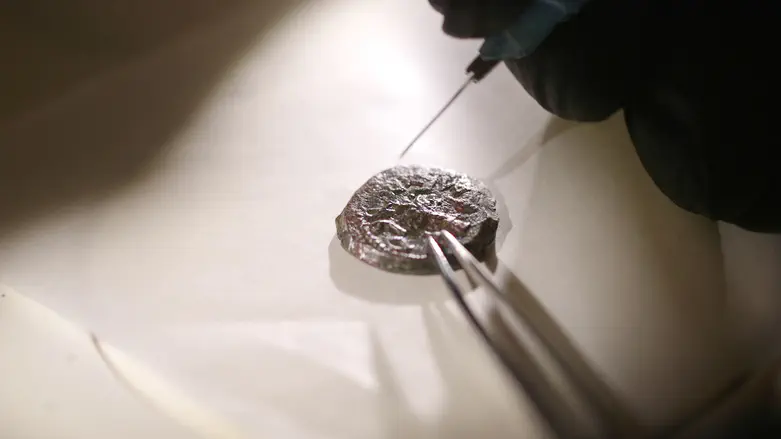 ‘For the Redemption of Zion’: Rare coin the Great Revolt discovered in Jerusalem