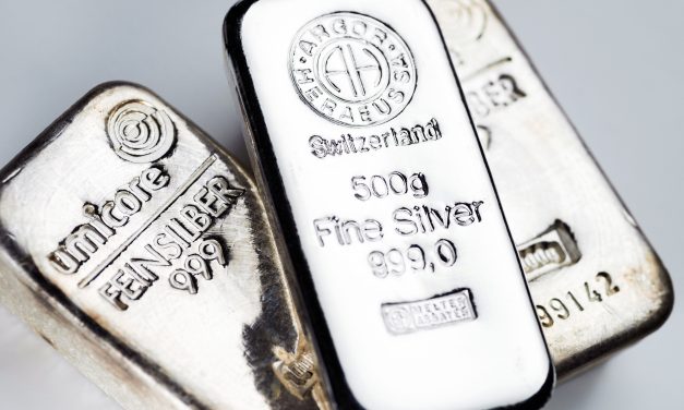 Silver Dip Spurs Calls to Buy: Schiff Urges Investors to Act on Dip