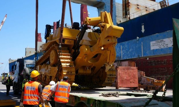 US D-9 bulldozers worth billions of shekels arrive in Israel after Trump admin. releases shipment