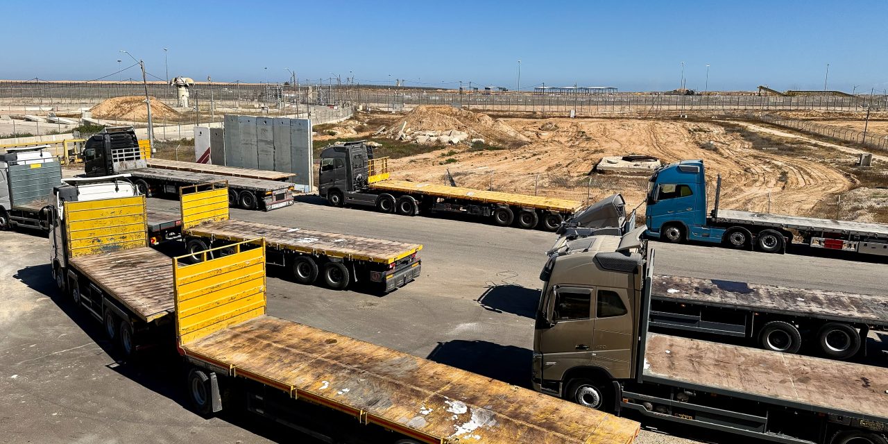 GHF offers to deliver UN aid for free as aid piles at Kerem Shalom Crossing