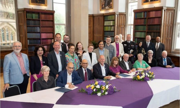Manchester’s Jewish and Muslim leaders sign declaration of hope, respect