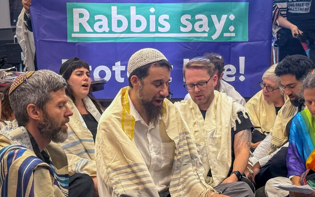 Amid growing alarm, US Jewish groups push Israel to ensure ample food aid to Gaza