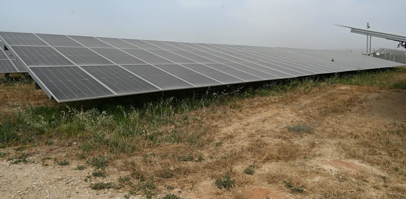 Regulatory minefield delays installation of solar panels