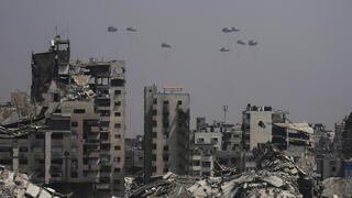 Germany plans Gaza aid airlift, weighs pressure on Israel