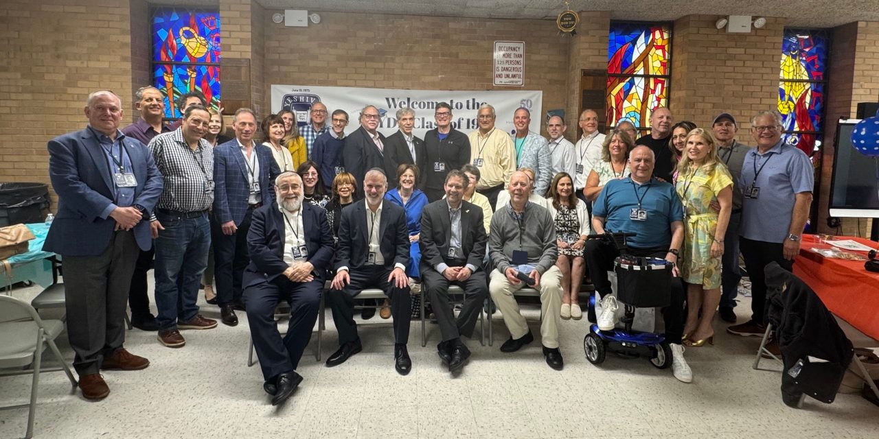 50 years later, alumni of a now-closed Queens yeshiva reunite