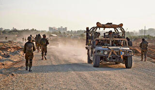 IDF officer removed after warning against danger to troops