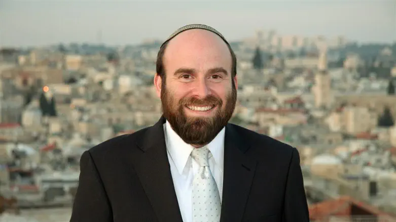 How we raise ourselves – the greatness of Torah learning