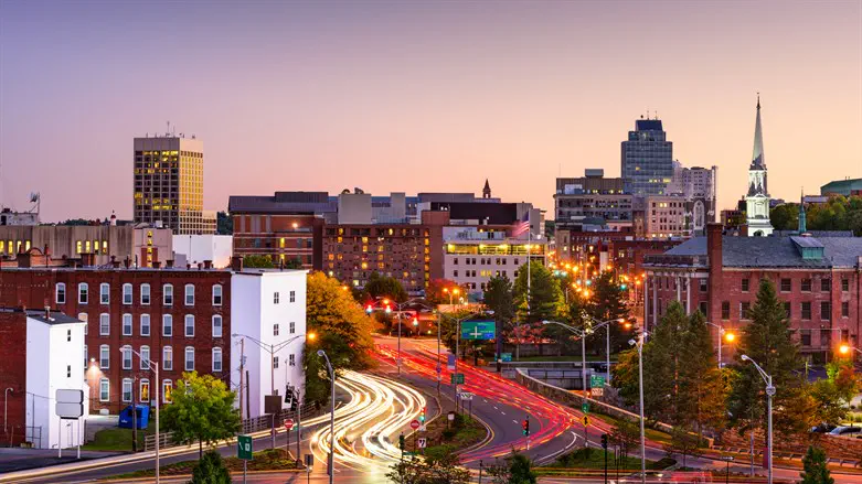 Boston man gets 26 months for threats against Jewish sites, Israeli Consulate