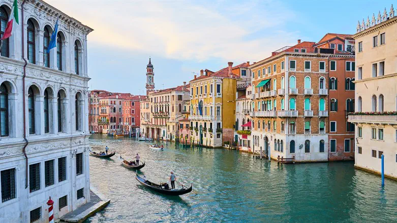 Orthodox Jewish tourists targeted in violent Venice attack