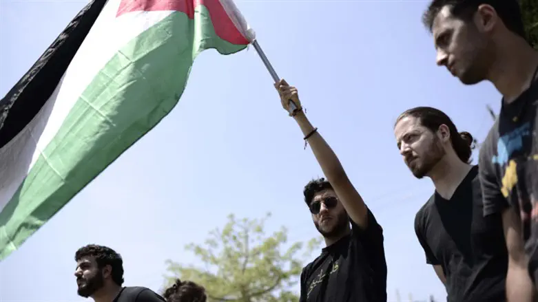 Mass anti-Israel demonstration causes fear among Australian Jews