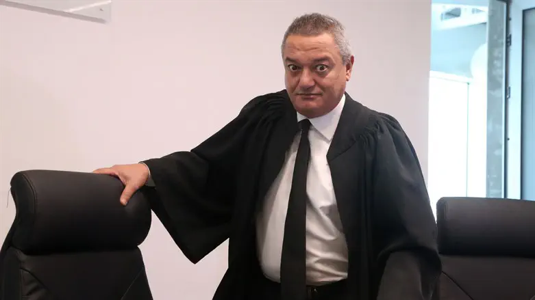 Supreme Court to state: Justify your conditions for ending the war