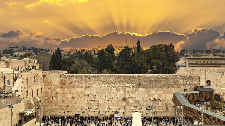 Shock in Jerusalem: Western Wall defaced with anti-Israel graffiti