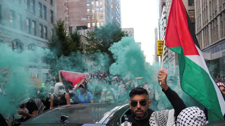 Adelphi University puts SJP on probation over antisemitic posts