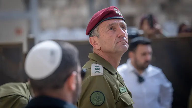 Ex-IDF Chief slams Mossad Head for Iran strategy, publicity