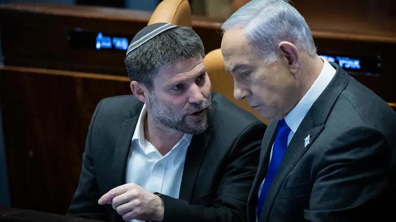 Poll: Most Likud voters stand with Smotrich