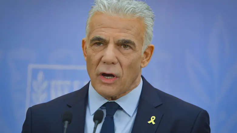 Lapid pressures Smotrich: Join me to dissolve Knesset over Gaza policy