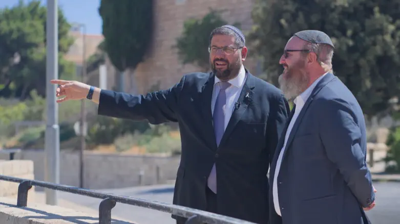 Building the Beit Hamikdash now
