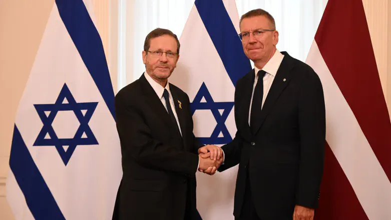 Herzog urges international community not to talk to Hamas until hostages are released