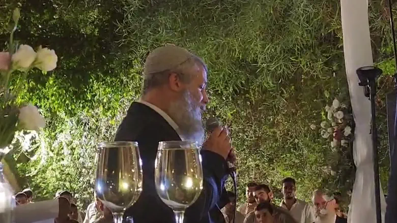 Watch: Rabbi Granot officiates at wedding of his fallen son’s fiancé
