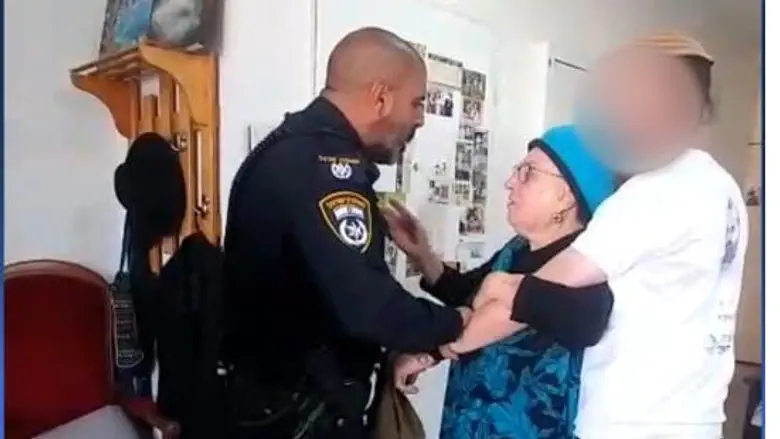 Police raid Rabbi Dov Lior’s hom, two grandchildren arrested