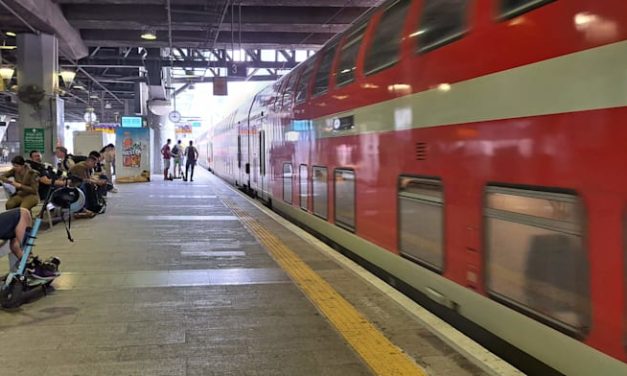 Railways chaos continues as Tel Aviv station closes