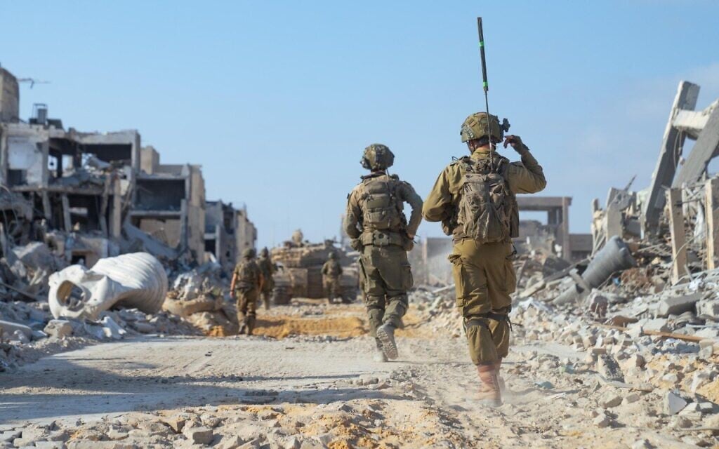 Coalition, lacking majority, postpones vote to extend call-up of IDF reservists