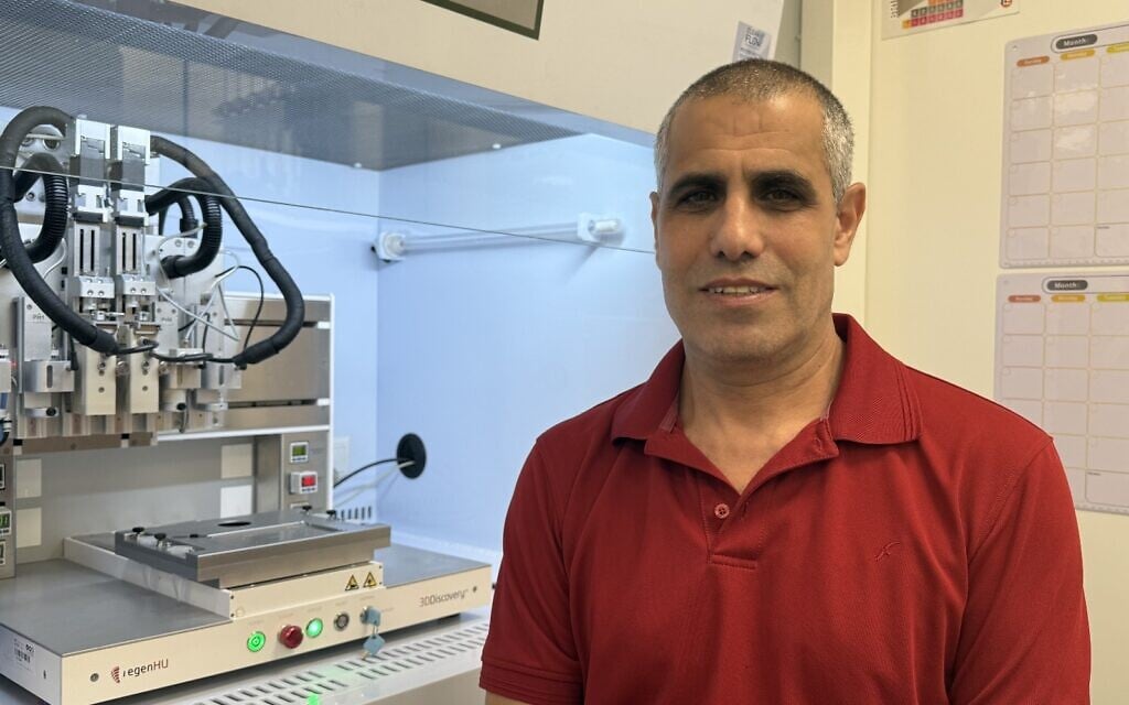 In bid to cure paralysis, Israeli researchers plan innovative spinal cord implant