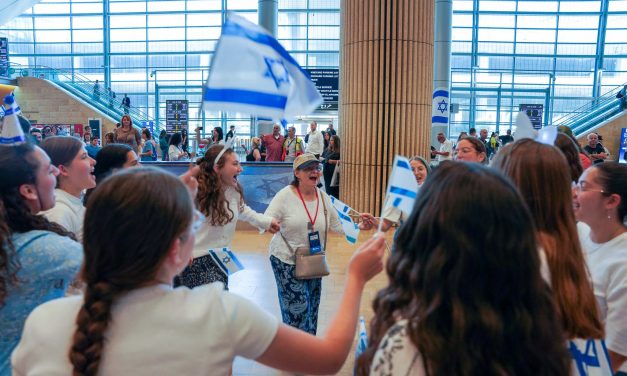 Your investments: Financial tips for this summer’s Nefesh B’Nefesh olim