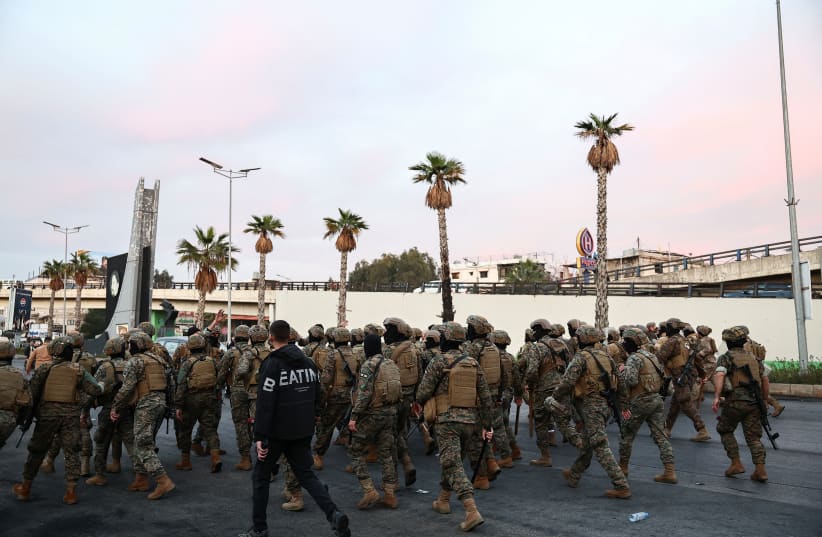 Lebanese army initiates disarmament of Palestinian factions