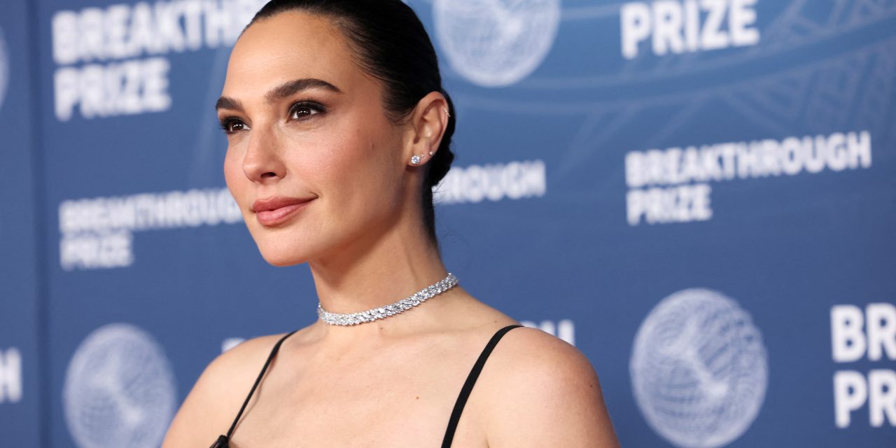 Gal Gadot walks back remarks on anti-Israel bias tanking Snow White