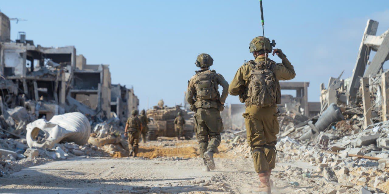 IDF destroys Hamas rocket launch complex in Gaza City neighborhood after firing two rockets