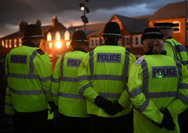 Masked in a niqab, American hitwoman attempts assassination in UK murder plot