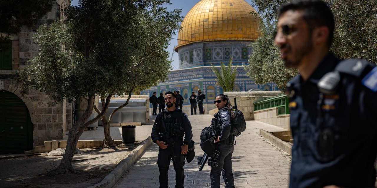 Police detain two US students in Jerusalem over suspected security violation