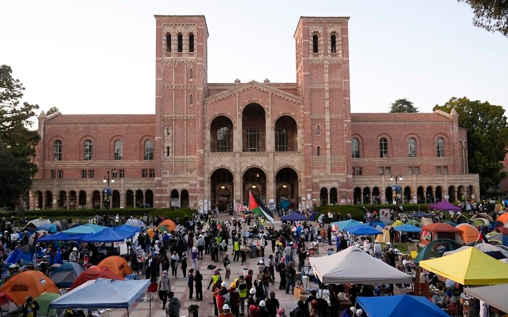 Trump demands $1b from University of California over UCLA Gaza protests