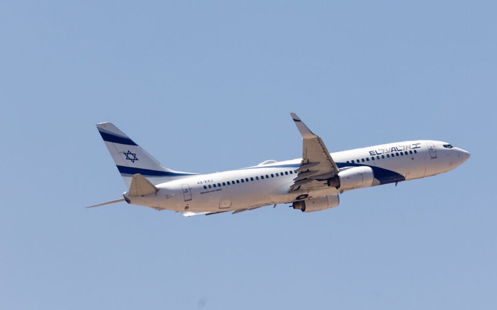 Paris air traffic controller radios ‘free Palestine’ to El Al pilots just after takeoff